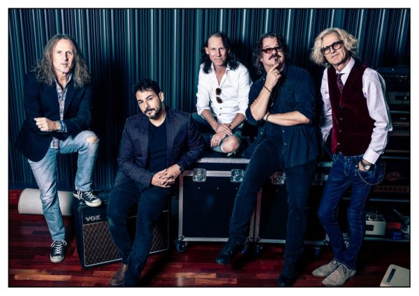Band LineUp